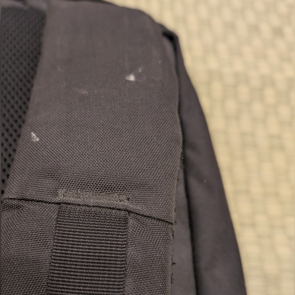 Mystery Ranch Rip Ruck 22L Backpack Black - Picture 7 of 8